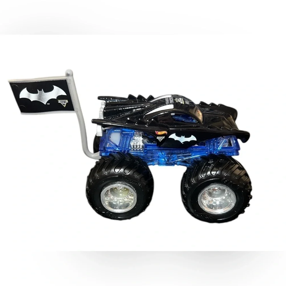 Hot Wheels Monster Jam 25 Batman Diecast Truck